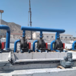 Einsatz von WP-Pumpen in der Lebensmittelindustrie, Industrieanlage außen mit mehreren Pumpen von hydroo